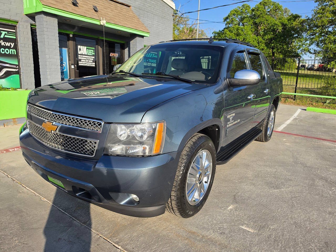Used 2012 Chevrolet Avalanche LT w/ Texas Edition RWD image 3