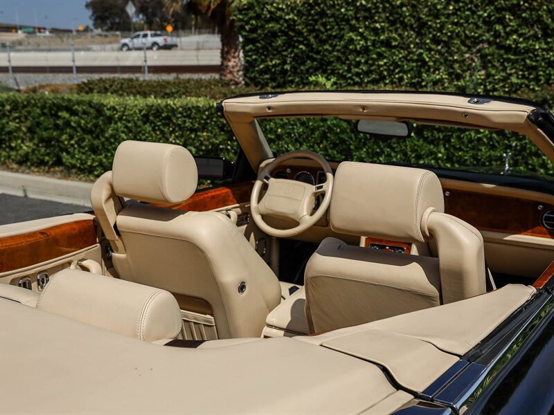 Used 2000 Rolls-Royce Corniche RWD image 49