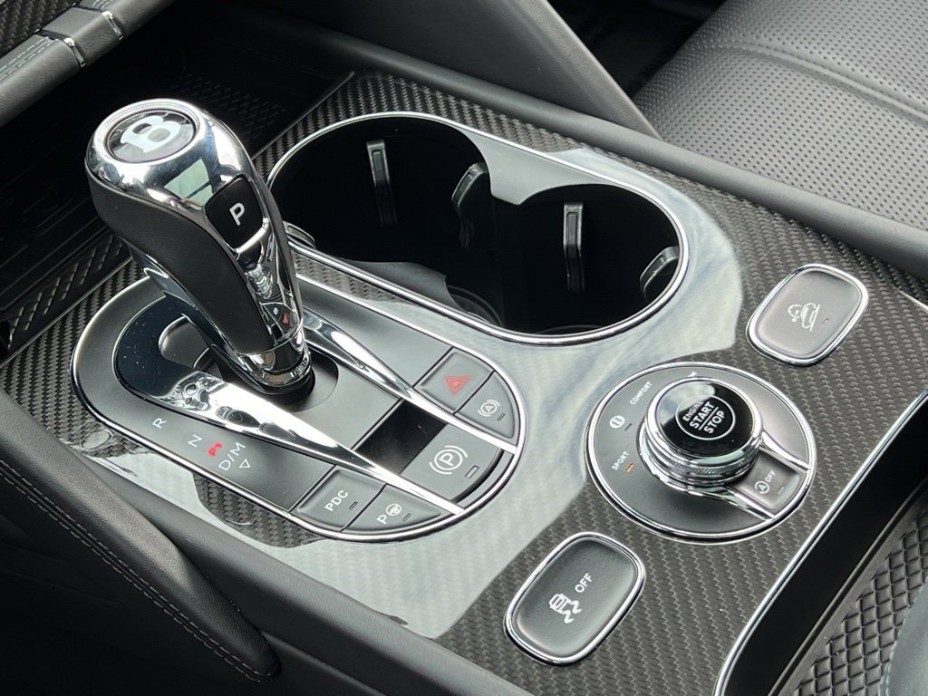 Used 2022 Bentley Bentayga V8 image 37