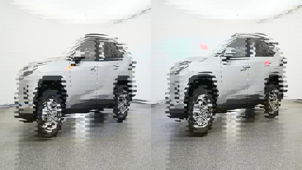 New 2025 Toyota RAV4 XLE image 18
