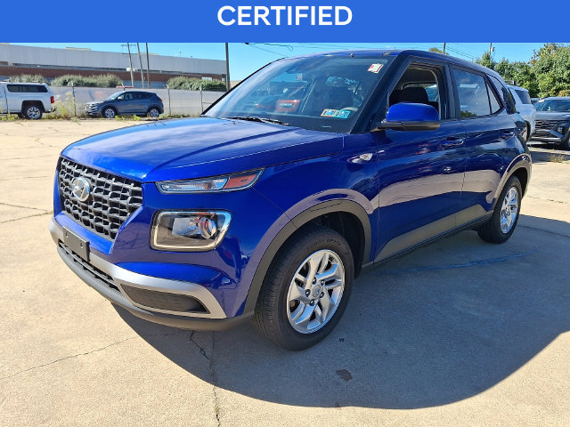 Certified 2022 Hyundai Venue SE FWD image 3