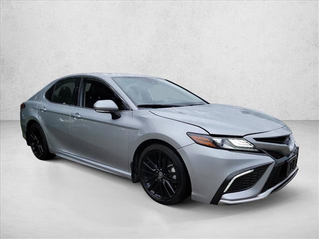Used 2022 Toyota Camry XSE w/ Cold Weather Package FWD image 3