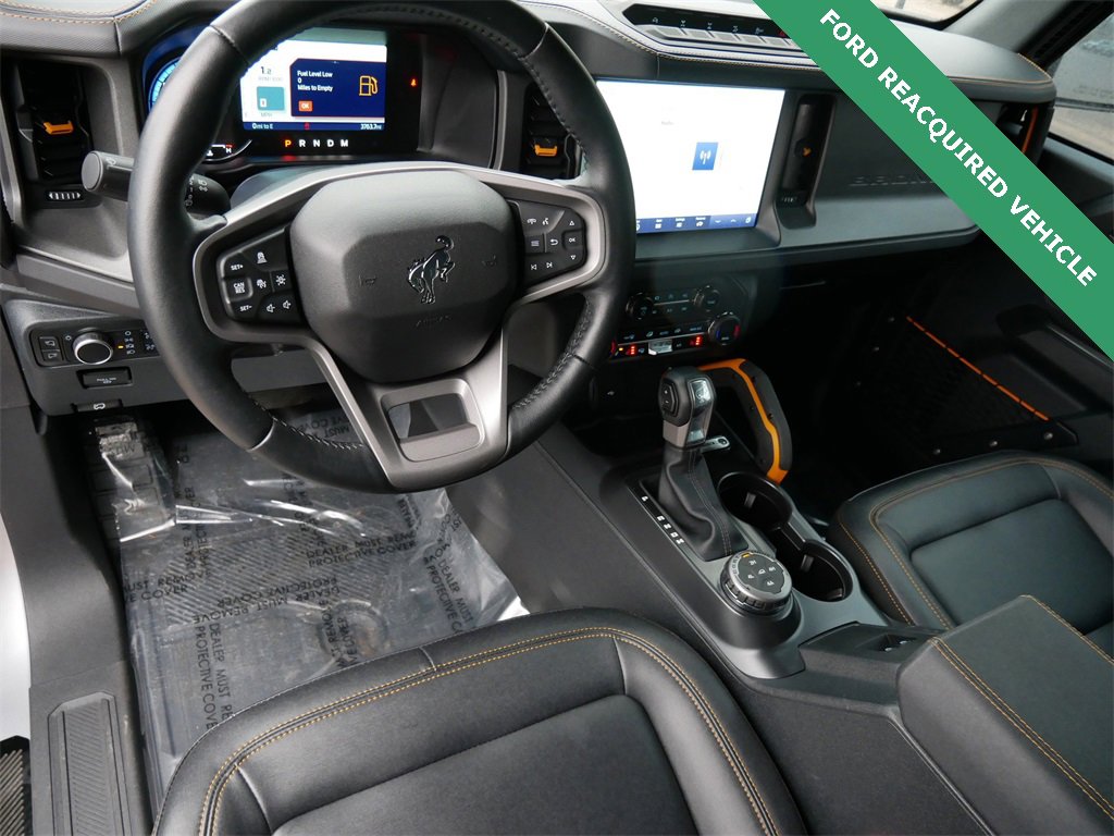 Used 2024 Ford Bronco Badlands image 12