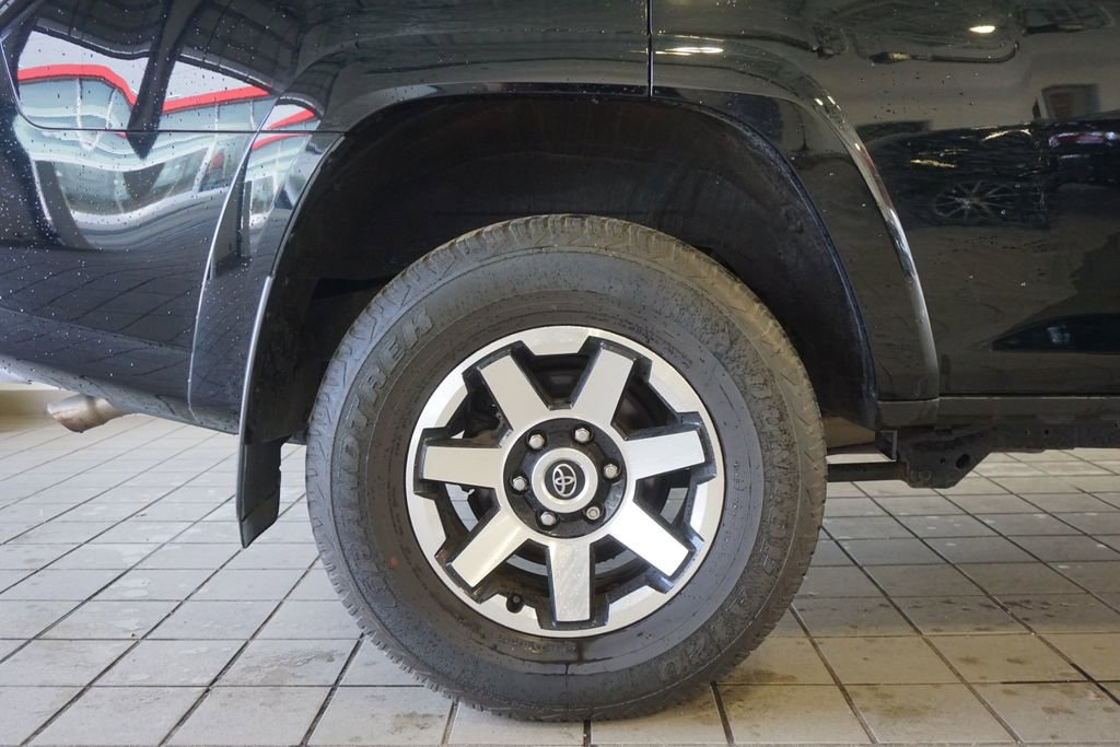 Certified 2023 Toyota 4Runner TRD Off-Road Premium w/ Moonroof Package image 31
