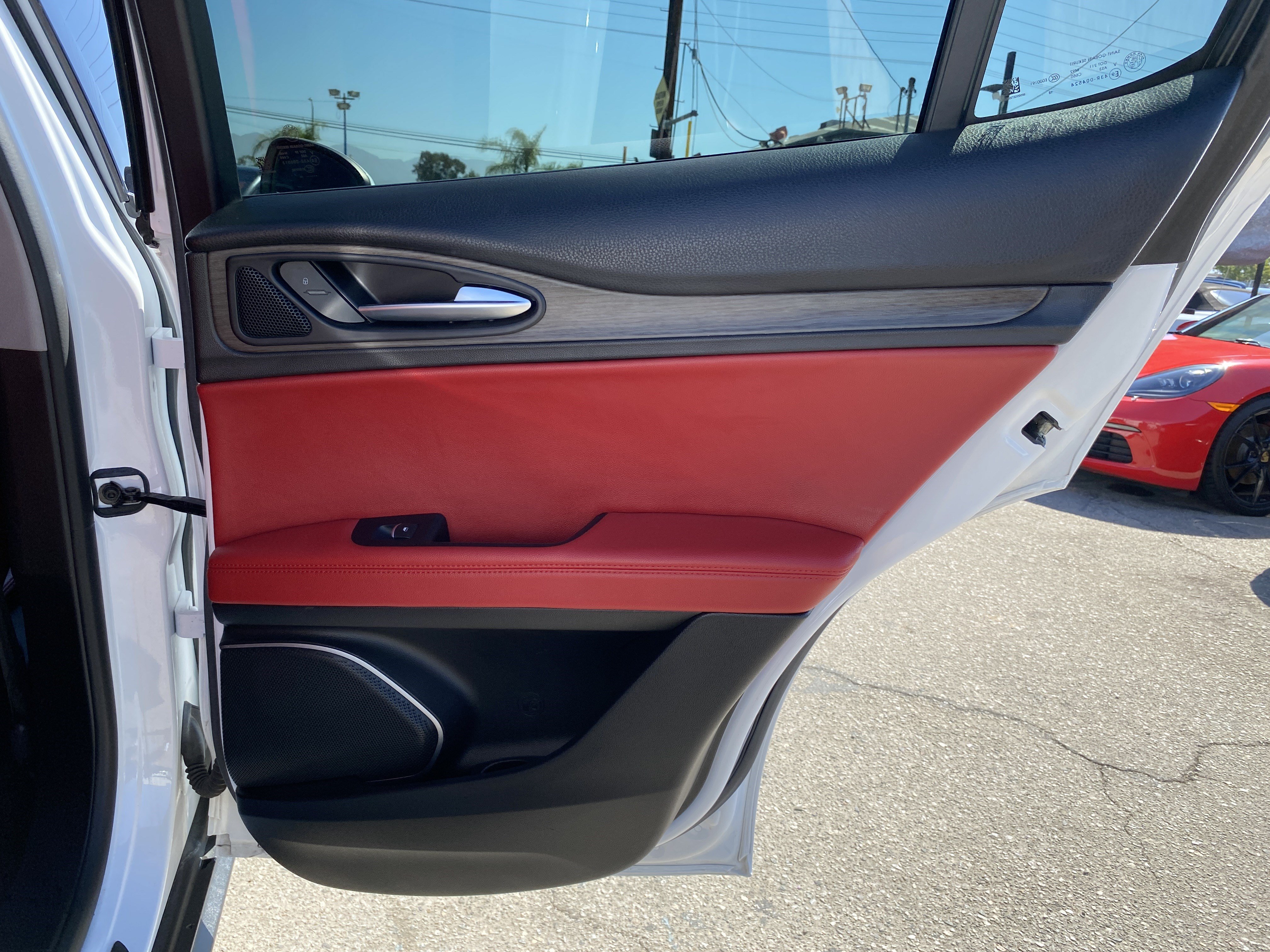 Used 2019 Alfa Romeo Stelvio Ti AWD/4WD image 24