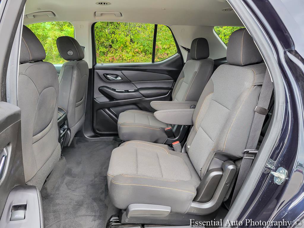 Used 2020 Chevrolet Traverse LT FWD image 10