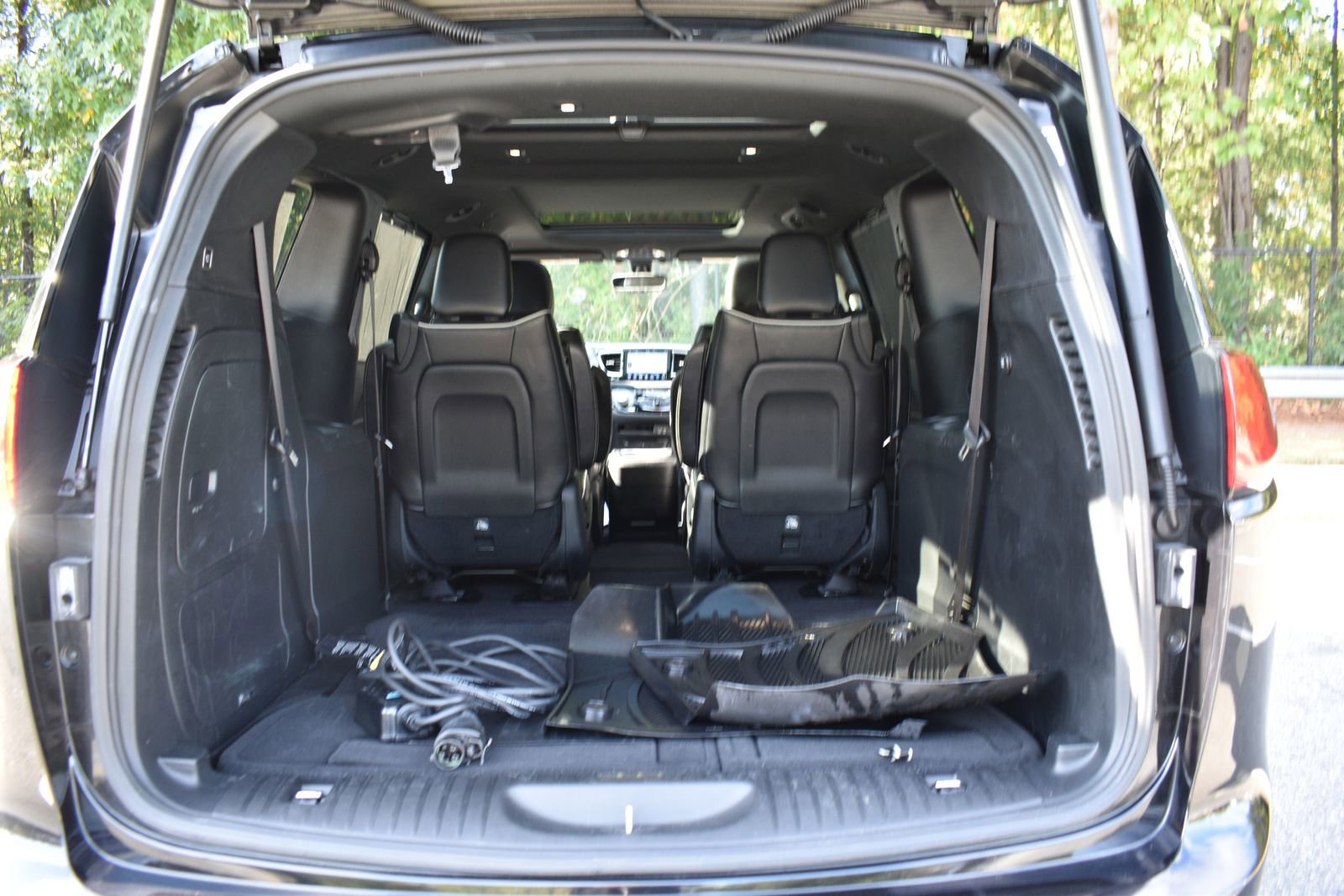 Used 2019 Chrysler Pacifica Limited w/ S Appearance Package image 22