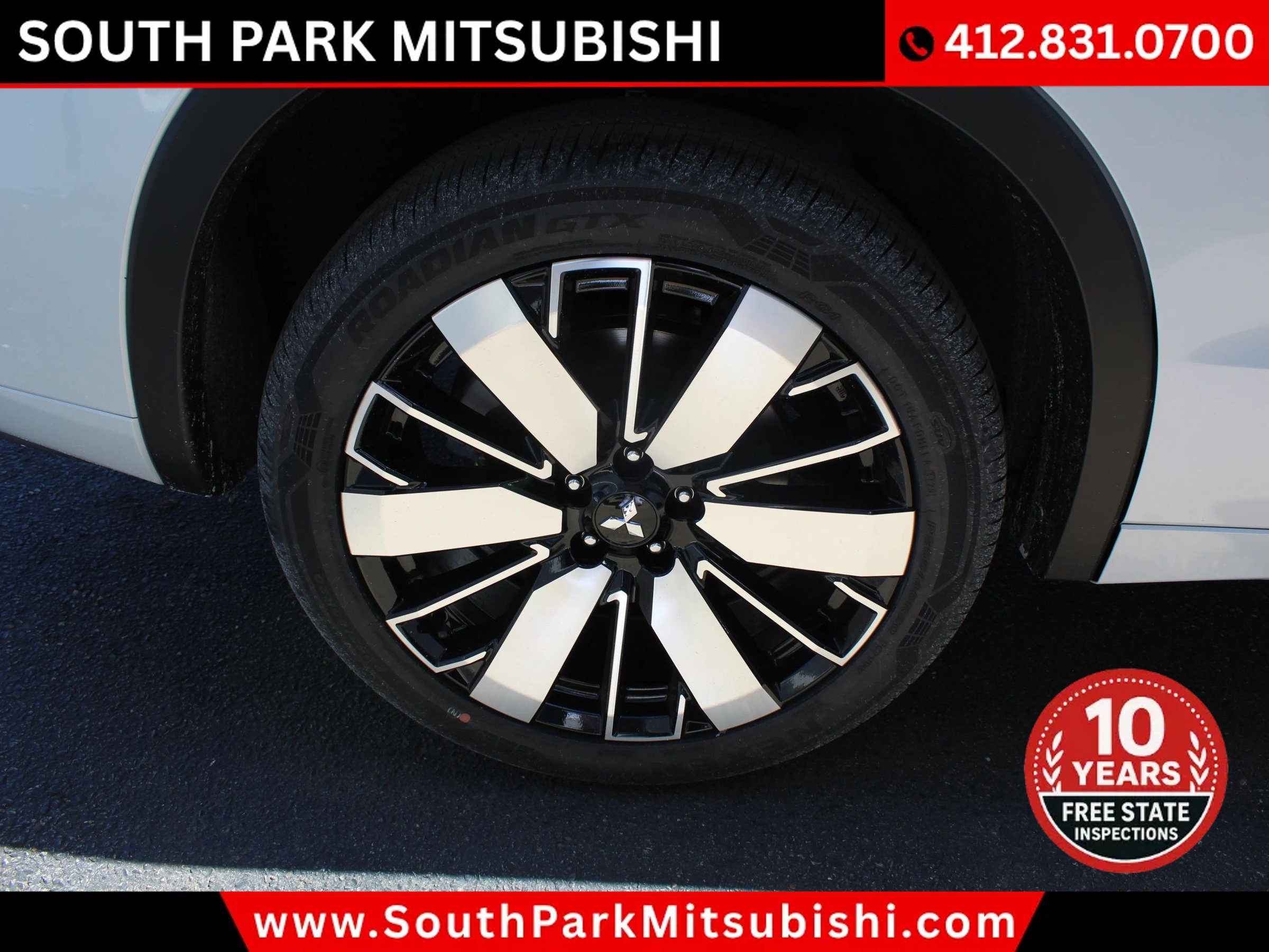 New 2026 Mitsubishi Outlander SEL image 14
