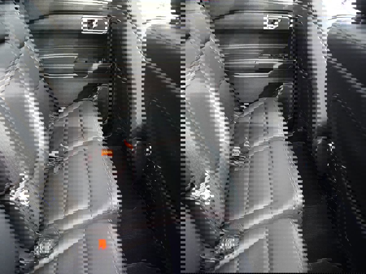 Used 2020 Ford Explorer XLT w/ Equipment Group 202A image 29