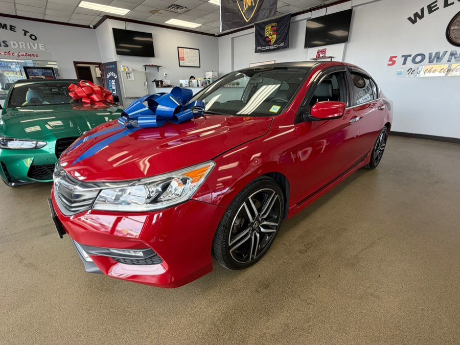 Used 2017 Honda Accord Sport image 3