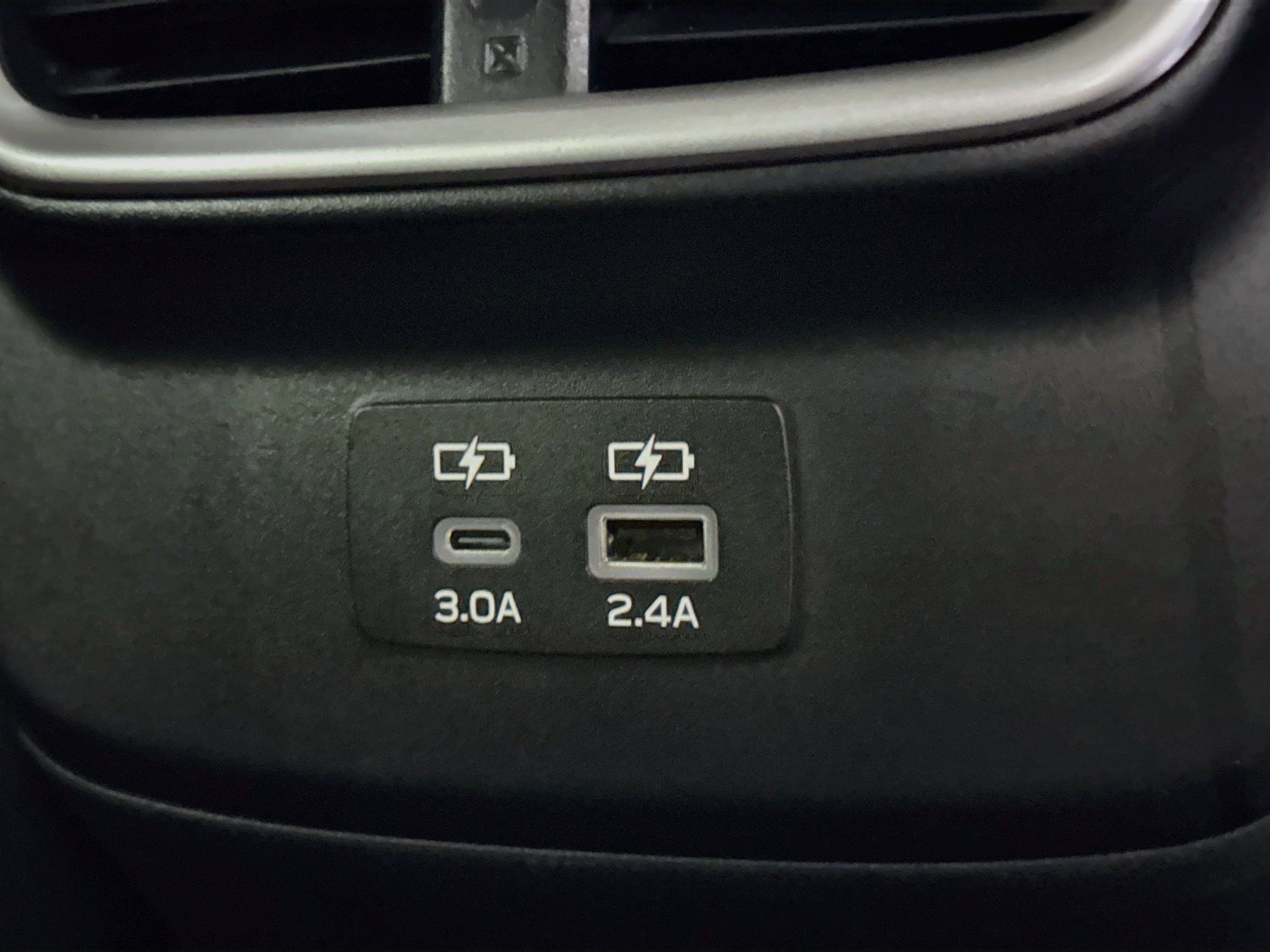 Used 2025 Subaru Outback Onyx Edition AWD/4WD image 42