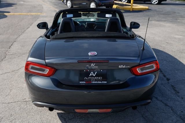 Used 2017 FIAT 124 Spider Classica image 14