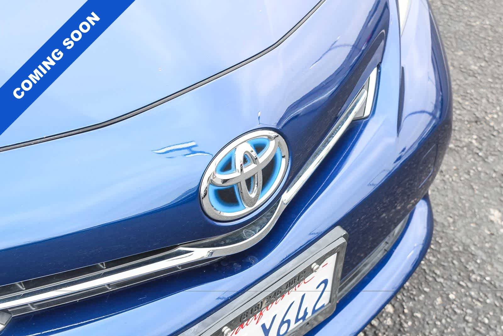 Used 2012 Toyota Prius V Three FWD image 16