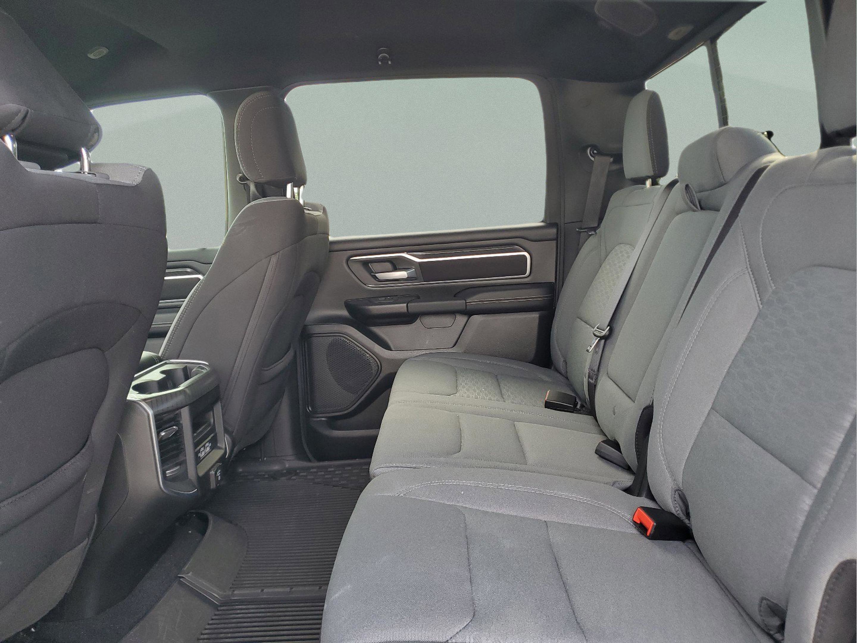 Certified 2025 RAM 1500 Big Horn AWD/4WD image 6