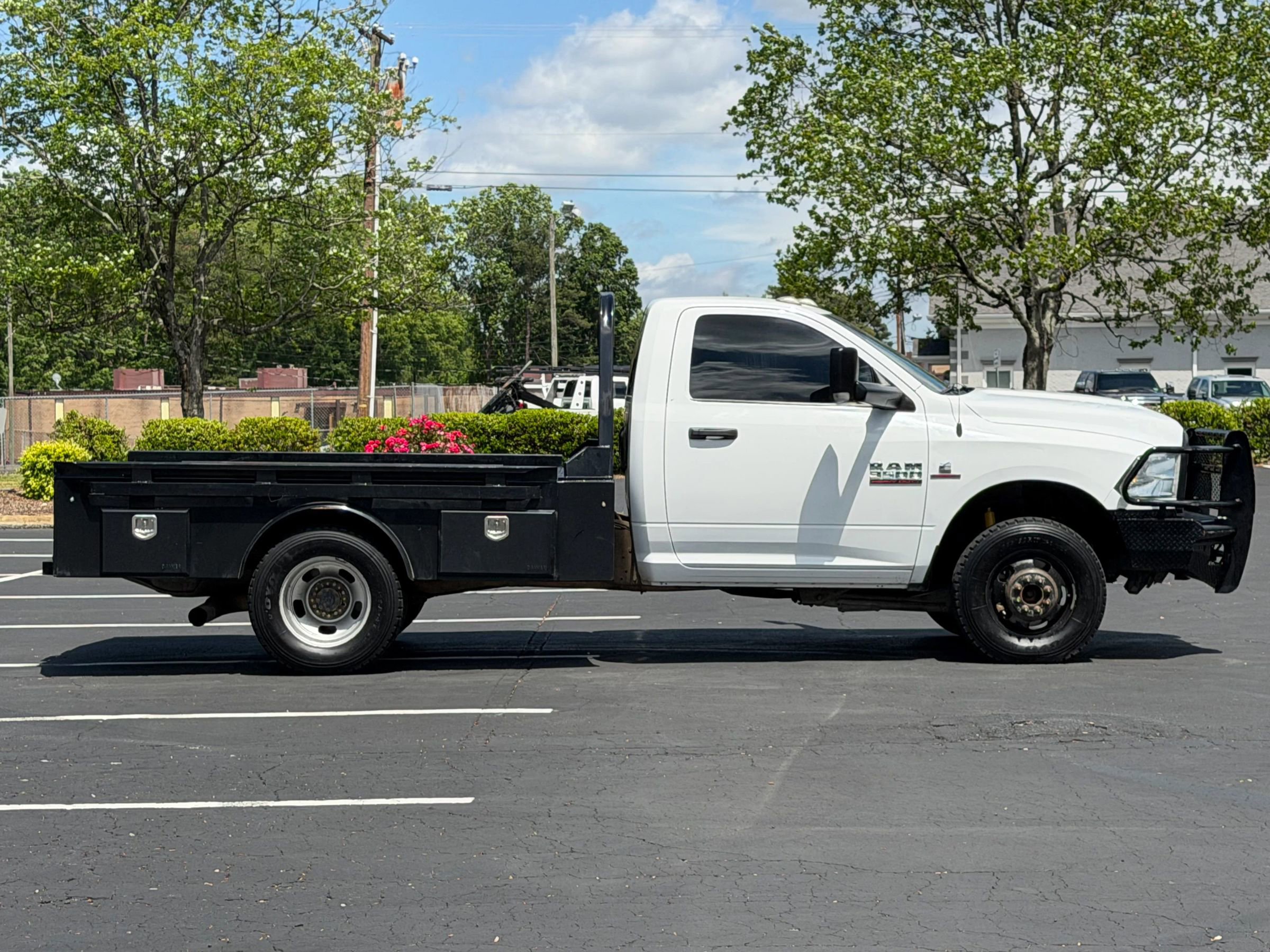 Used 2018 RAM 3500 Tradesman w/ Power & Remote Entry Group AWD/4WD image 5