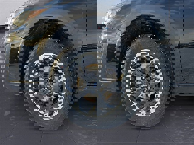 Certified 2023 Subaru Crosstrek 2.0i image 14