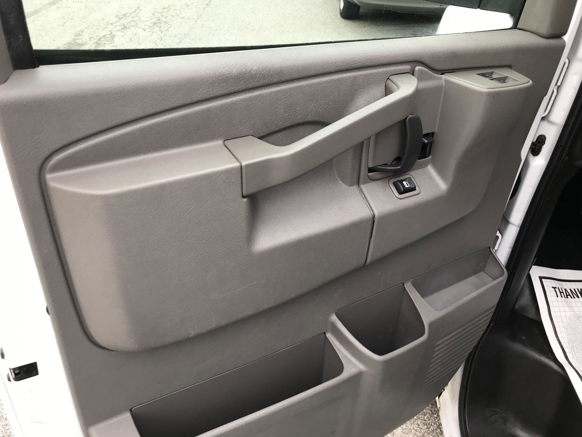 Used 2021 Chevrolet Express 2500 w/ Communications Package image 9