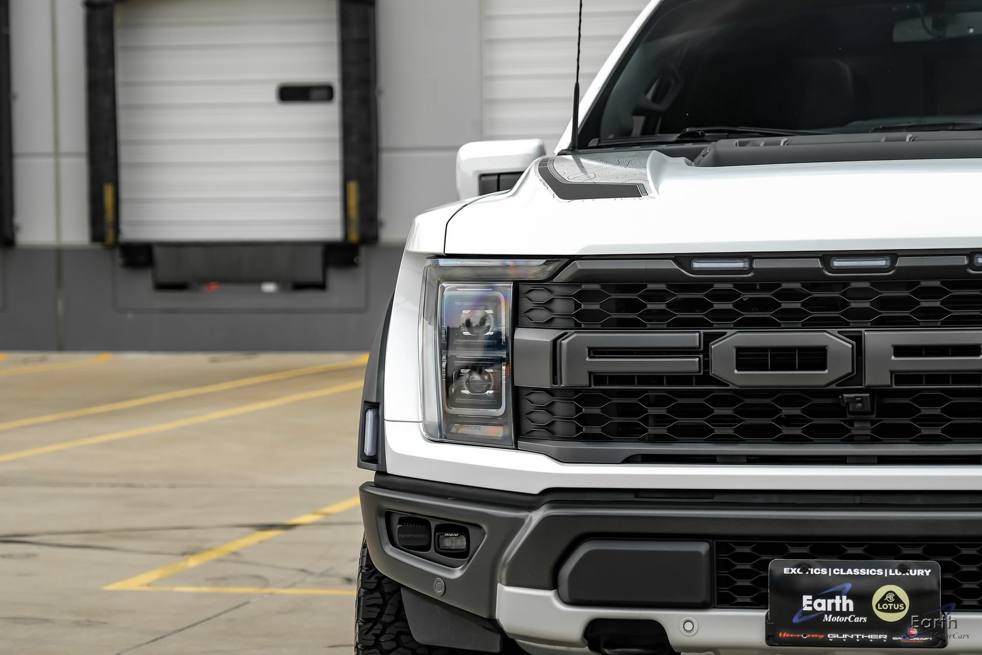 Used 2023 Ford F150 Raptor w/ Raptor 37 Performance Package AWD/4WD image 29