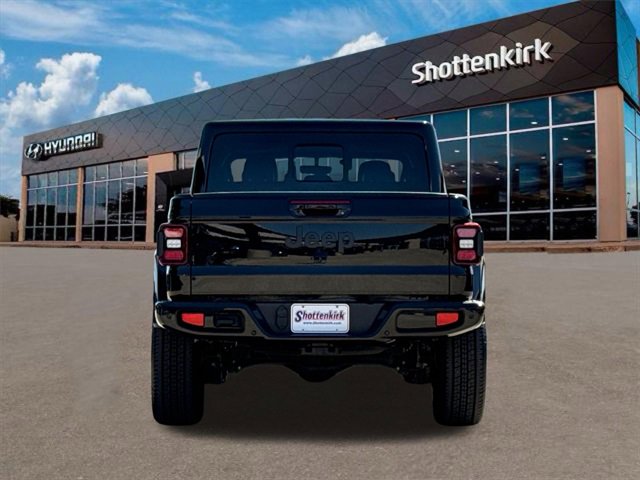 Used 2022 Jeep Gladiator Overland image 8