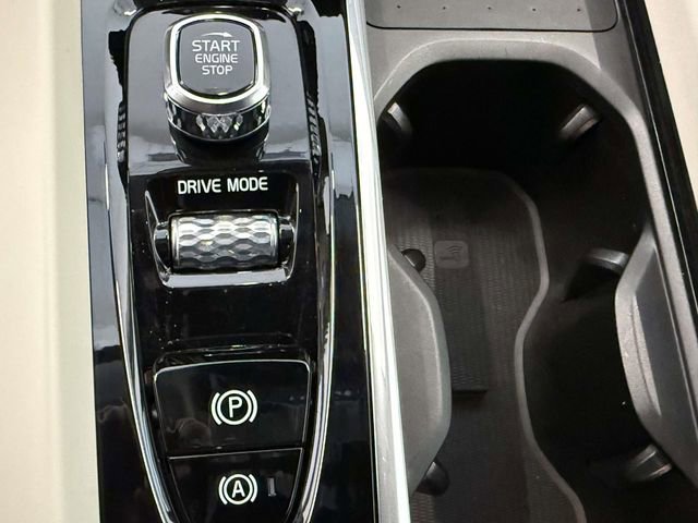 Used 2021 Volvo XC60 T6 Inscription w/ Advanced Package image 23