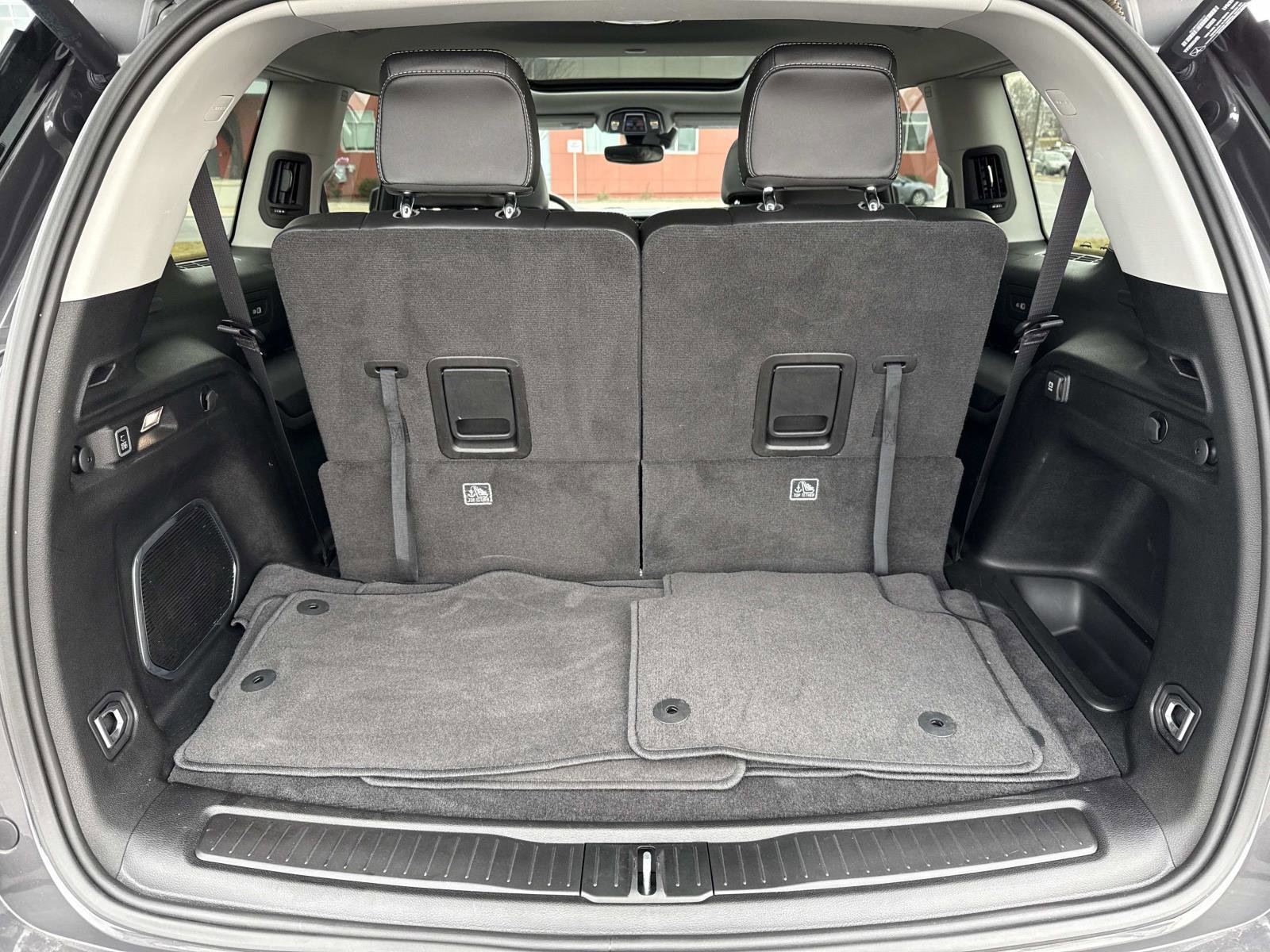 Used 2022 Jeep Grand Cherokee L Limited image 21