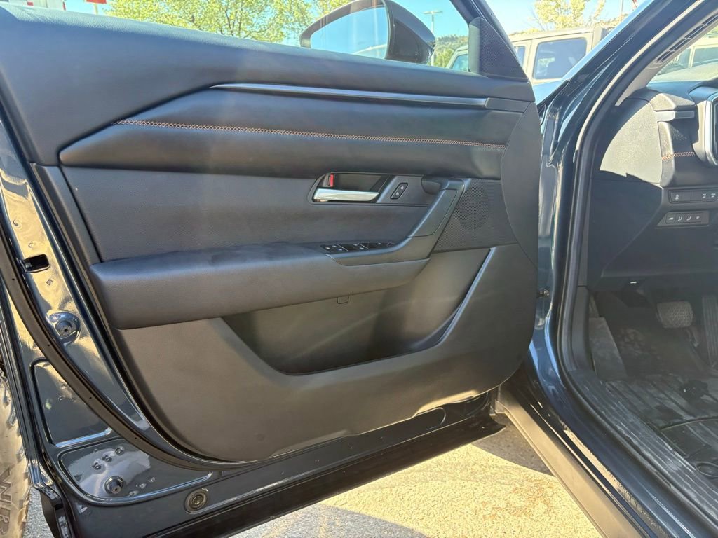 Used 2023 MAZDA CX-50 AWD 2.5 Turbo w/ Cargo Package image 14