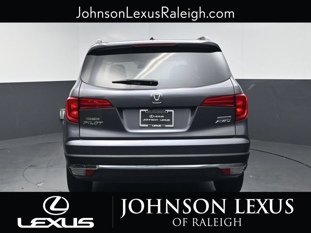 Used 2017 Honda Pilot Touring image 8
