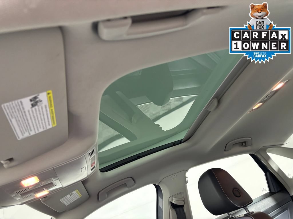 Used 2025 Volkswagen Jetta SEL FWD image 21