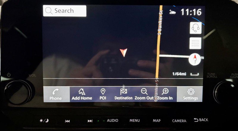Used 2025 Nissan Pathfinder Platinum FWD image 28