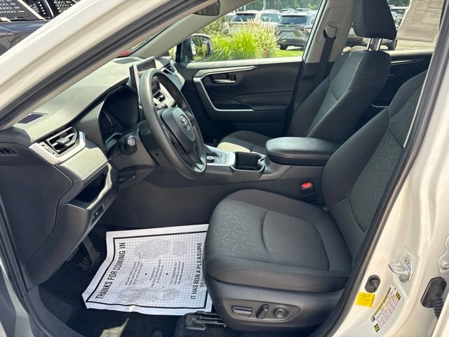 Used 2023 Toyota RAV4 XLE AWD/4WD image 23