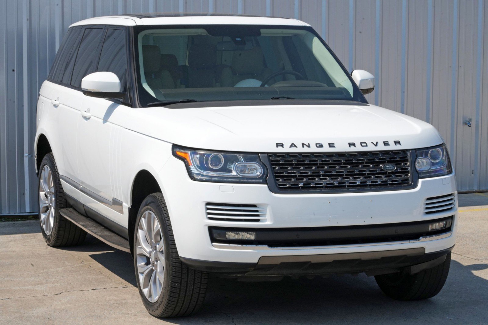 Used 2015 Land Rover Range Rover Supercharged image 51