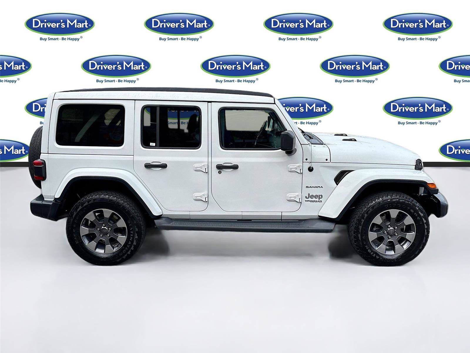 Used 2019 Jeep Wrangler Unlimited Sahara image 9