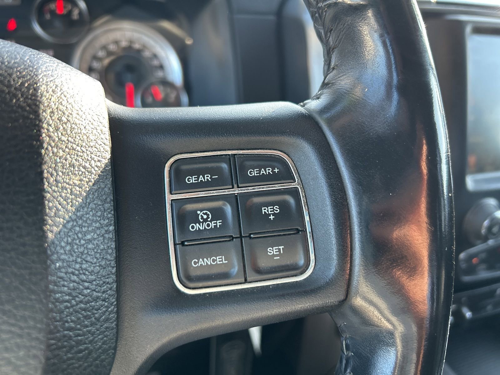 Used 2017 RAM 1500 Sport image 17