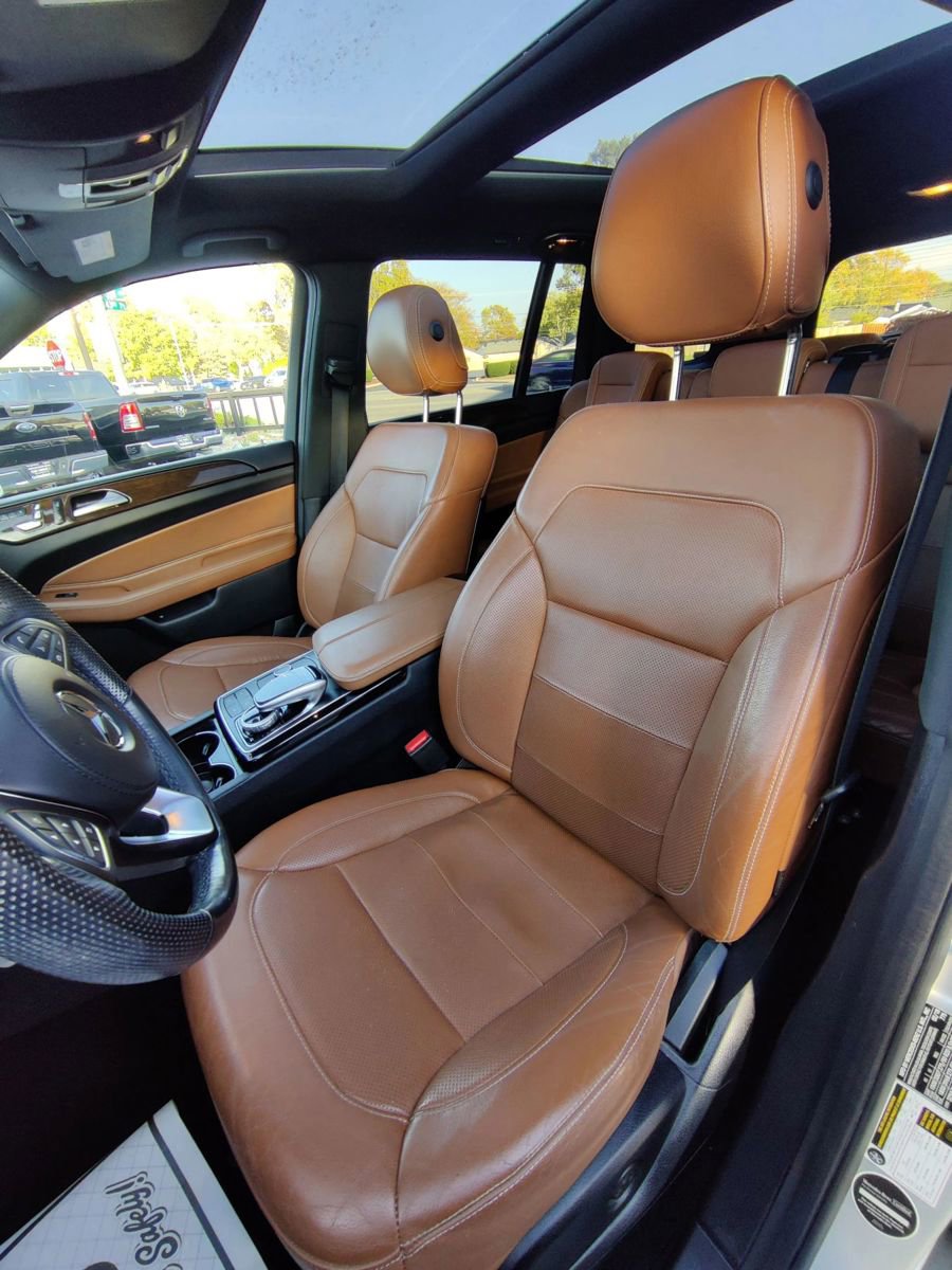 Used 2018 Mercedes-Benz GLS 450 GLS 450 4MATIC Sport Utility 4 w/ Premium Package image 19