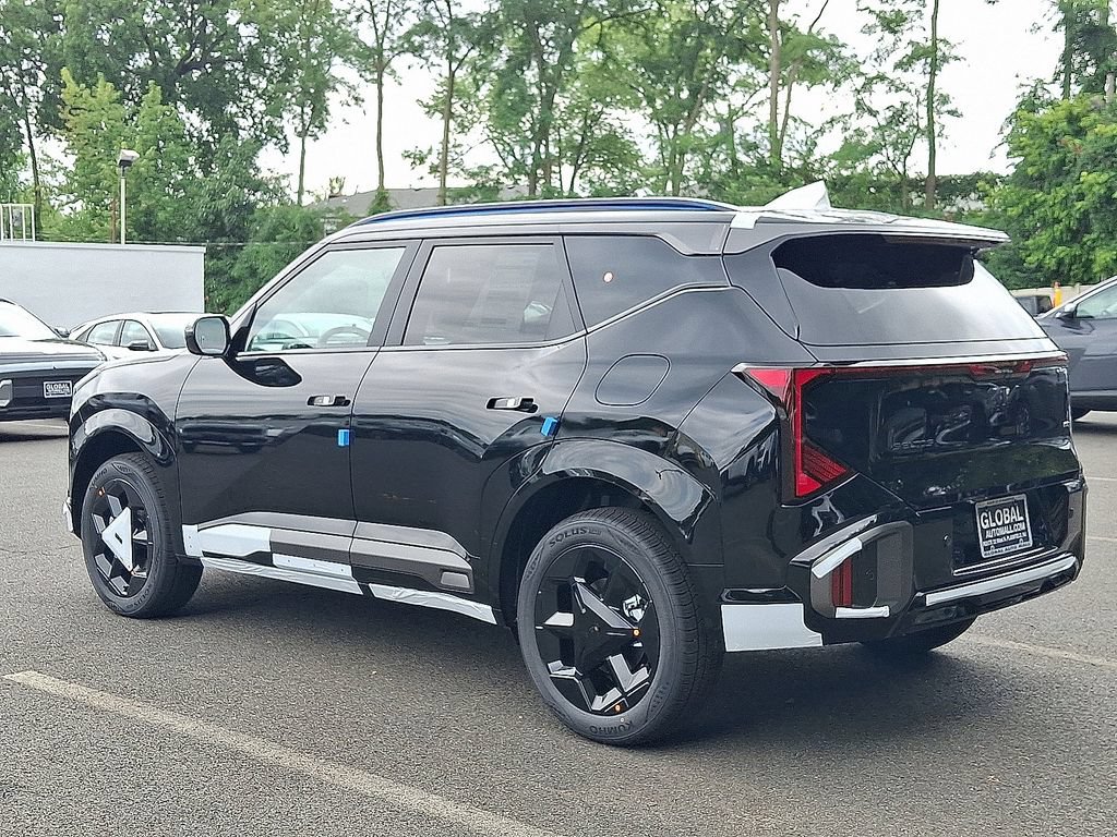 New 2027 Kia Seltos X-Line S AWD/4WD image 3