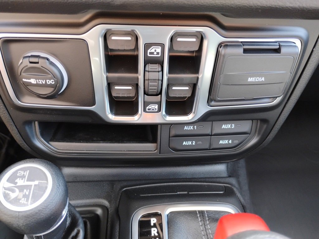 New 2025 Jeep Wrangler Sport S image 20