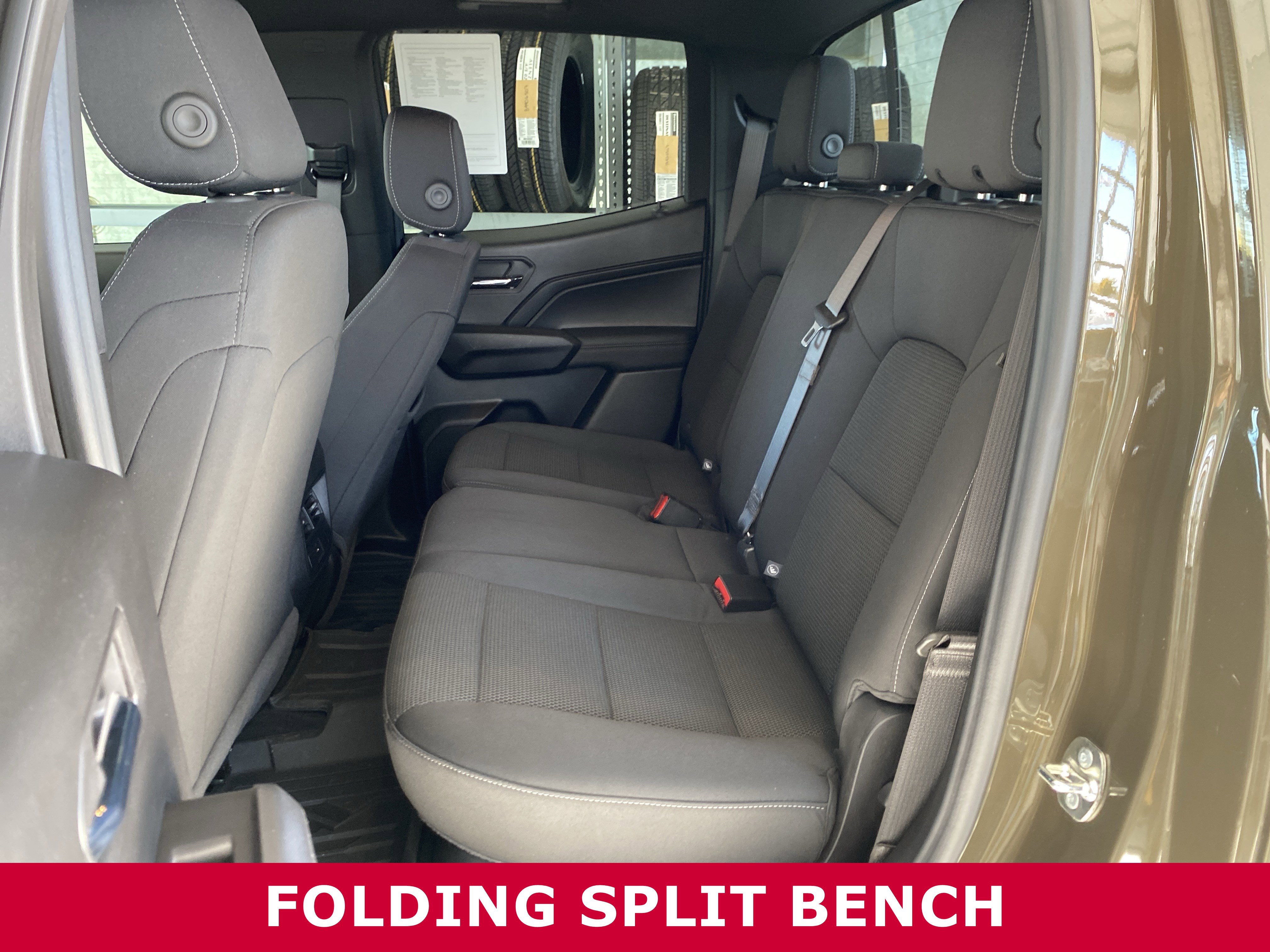 Used 2024 Chevrolet Colorado LT w/ LT Convenience Package image 21