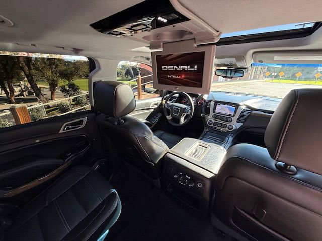 Used 2016 GMC Yukon Denali w/ Open Road Package image 24