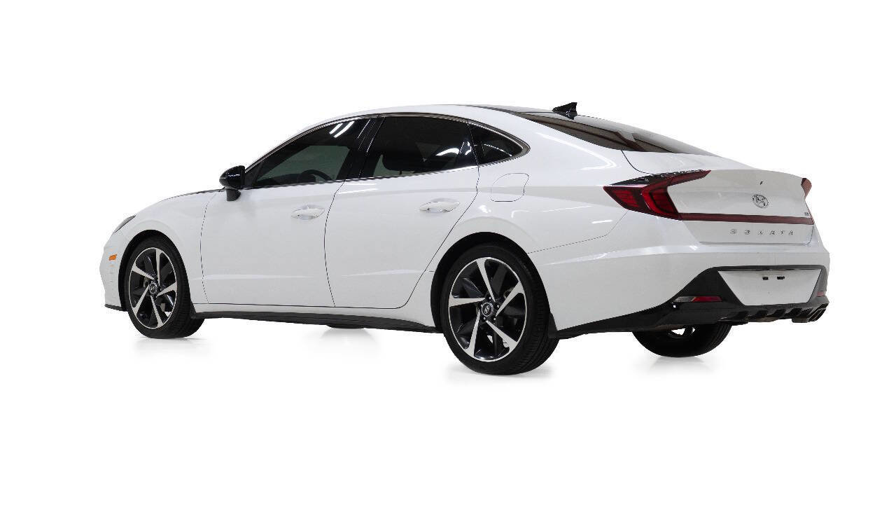Used 2021 Hyundai Sonata SEL Plus w/ Tech Package FWD image 4