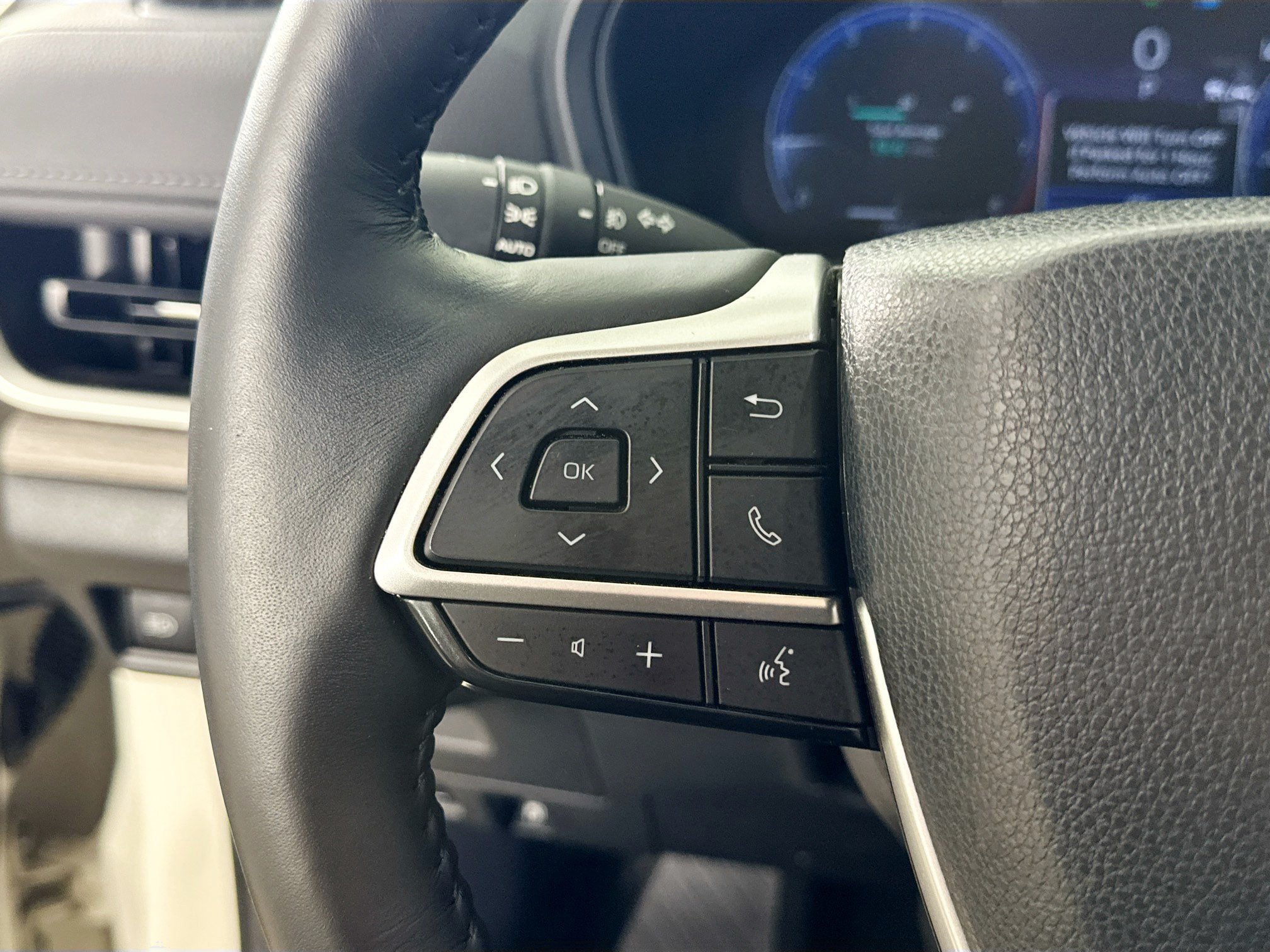Used 2024 Toyota Grand Highlander AWD image 13