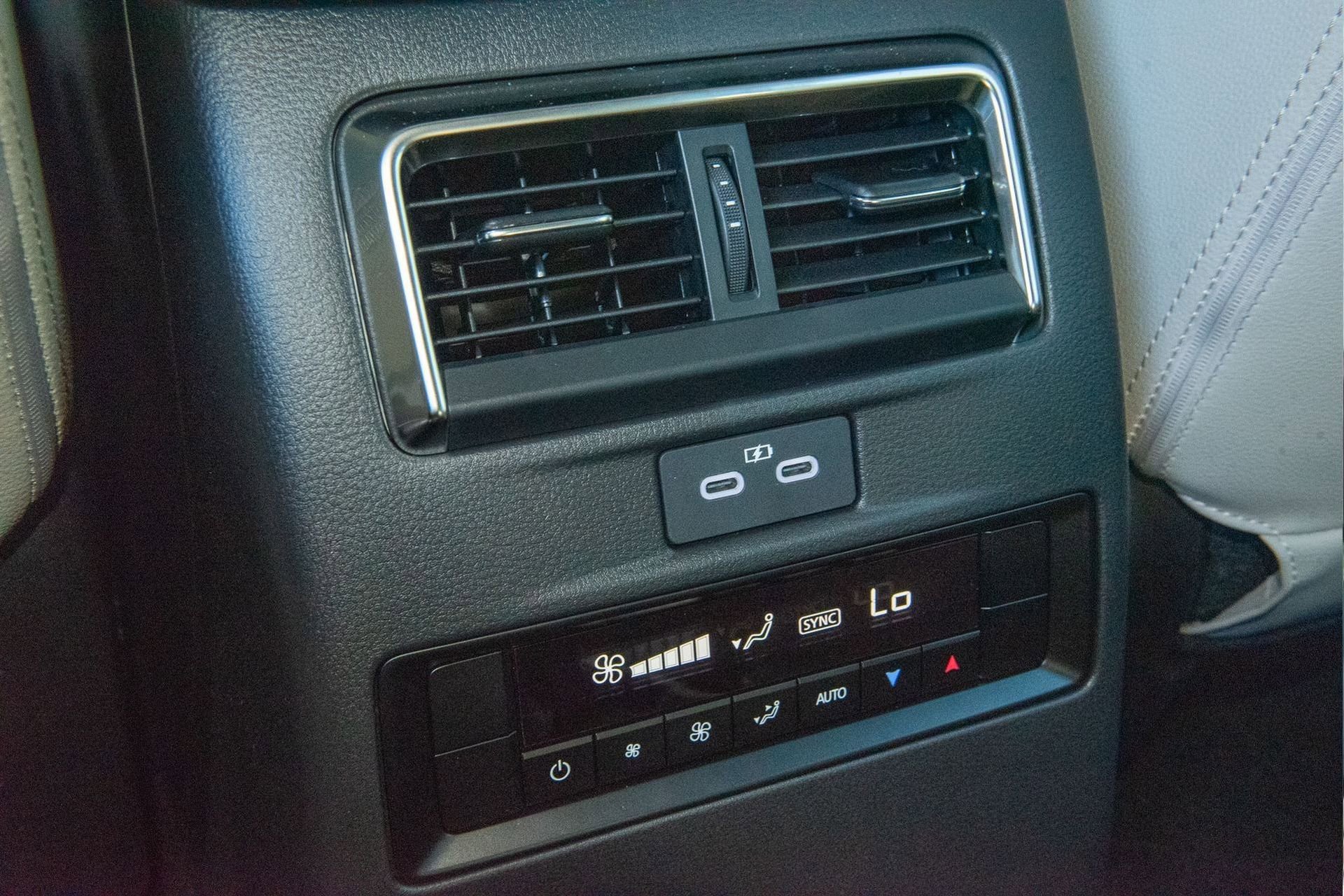 New 2025 MAZDA CX-90 3.3 Turbo w/ Preferred Package image 19