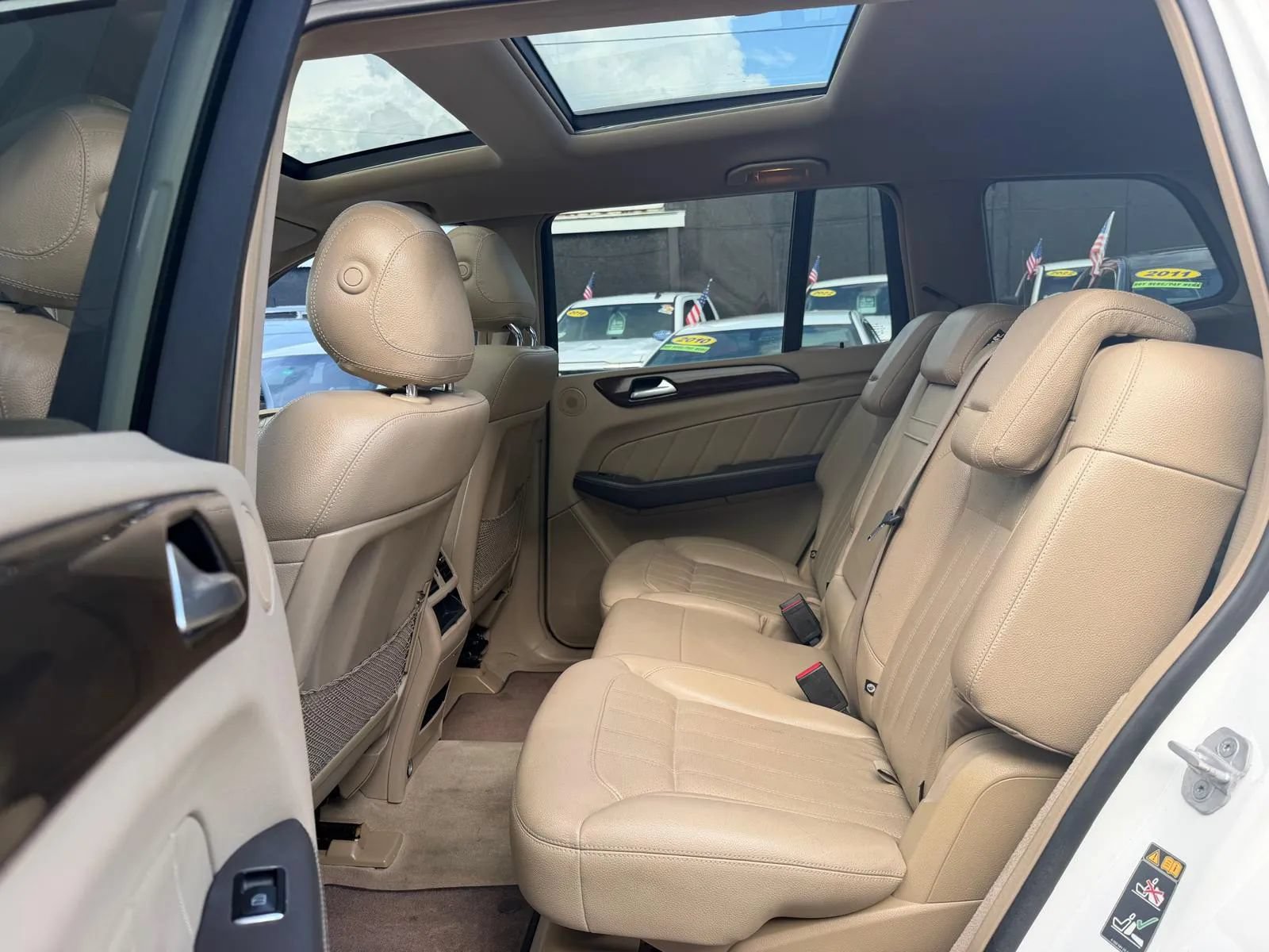 Used 2016 Mercedes-Benz GL 450 4MATIC w/ Premium I Package image 34