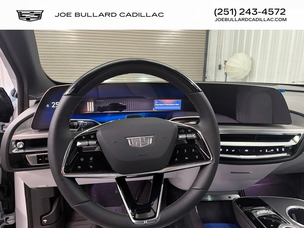 New 2027 Cadillac Optiq Luxury AWD/4WD image 10