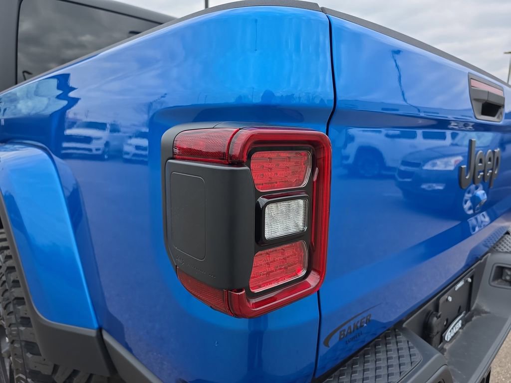 New 2026 Jeep Gladiator Sport AWD/4WD image 32