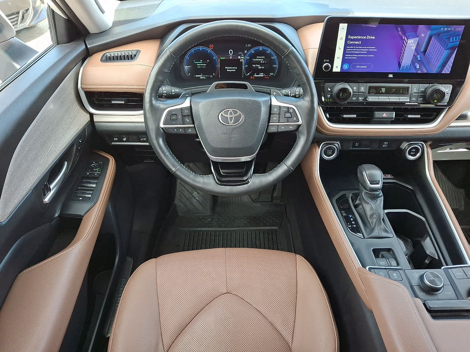 Certified 2024 Toyota Grand Highlander AWD image 15