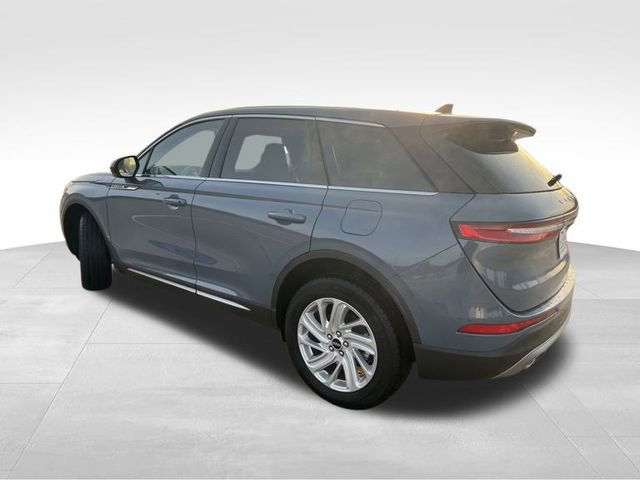 Used 2025 Lincoln Corsair Premiere image 4