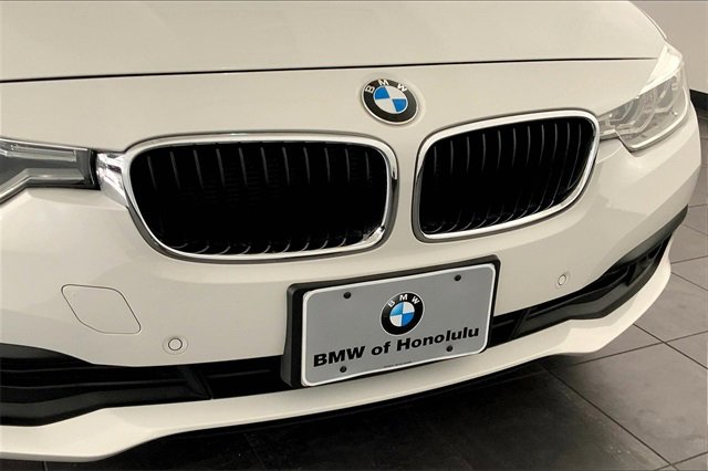 Used 2017 BMW 320i Sedan image 29