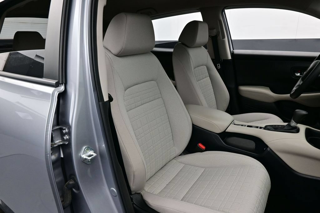 Used 2024 Honda HR-V LX image 35