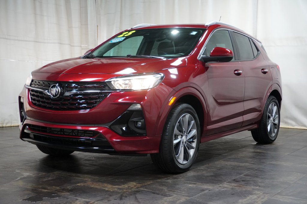 Used 2023 Buick Encore GX Select w/ Experience Buick Package AWD/4WD image 2