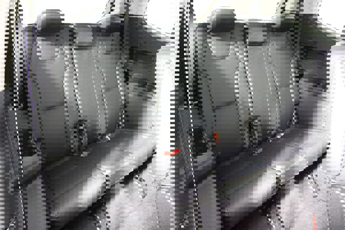 Used 2023 Kia Telluride S image 24